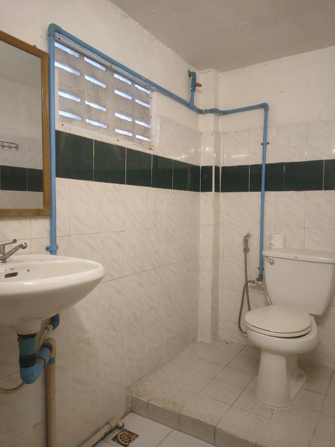 Soben Cafe Guesthouse & Restaurant 시엠리아프 외부 사진